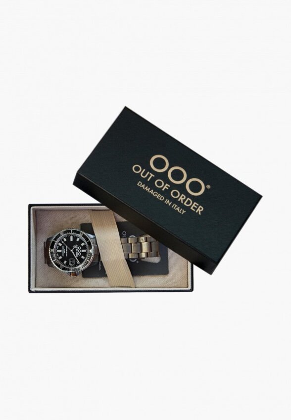 Часы Out of Order