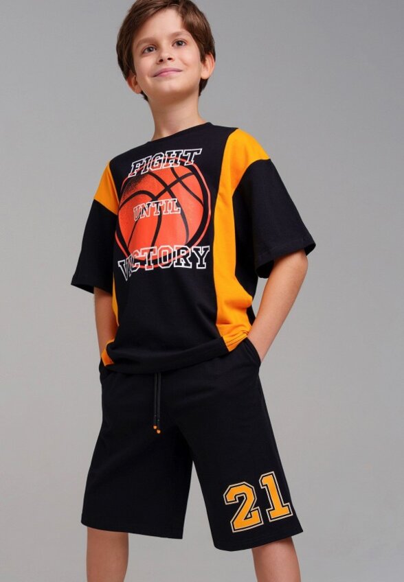 Футболка и шорты PlayToday