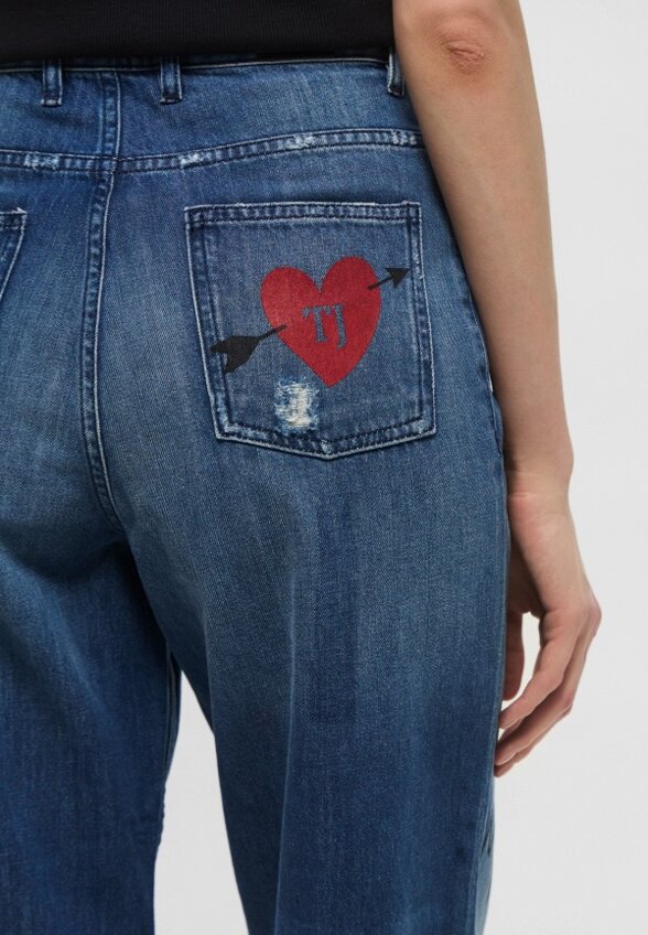 Джинсы Trussardi