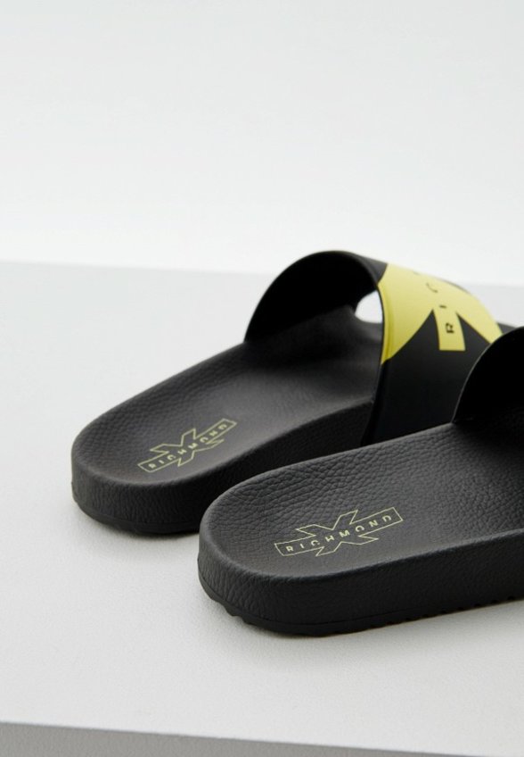 Сланцы John Richmond