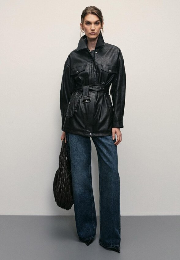 Куртка кожаная Zarina