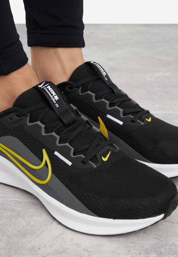 Кроссовки мужские Nike Downshifter 13, Черный