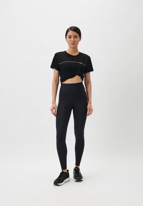 Футболка DKNY