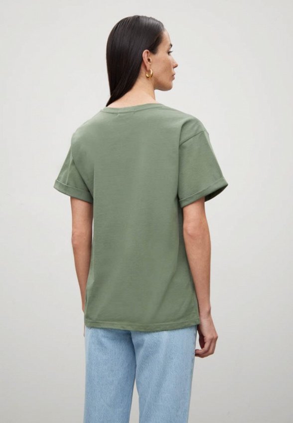 Футболка Emka