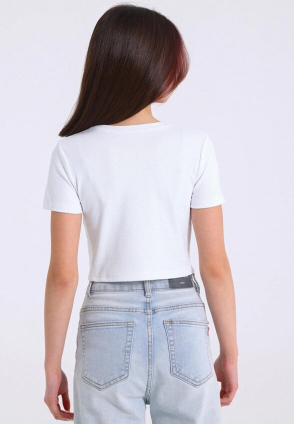 Футболка Апрель