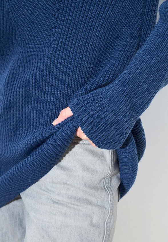 Свитер Сиринга