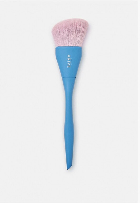 Кисть для румян и контуринга Arive Makeup