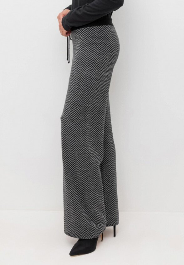 Брюки Very Neat