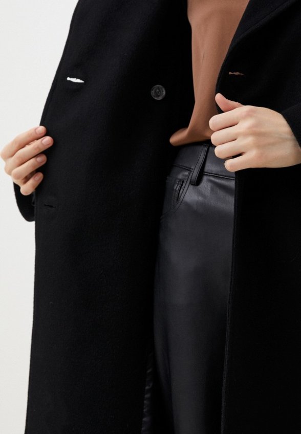 Пальто двубортное Belucci