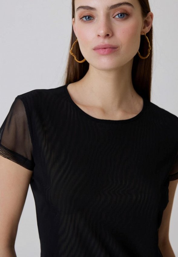 Футболка Antiga