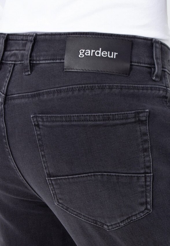 Джинсы Gardeur