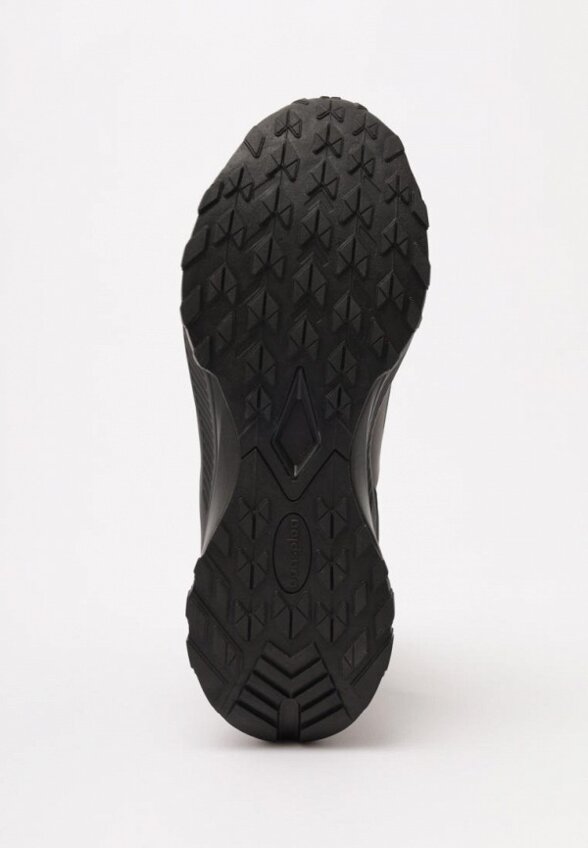 Кроссовки Baasploa