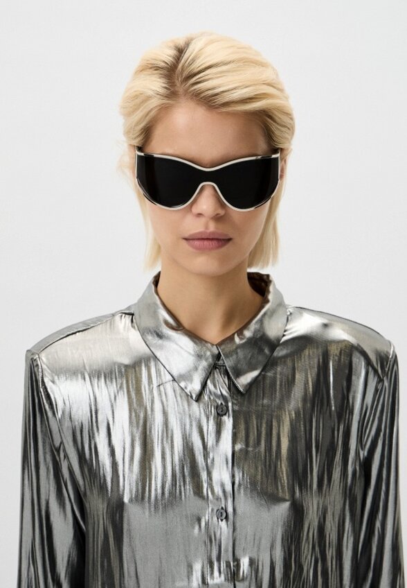 Очки солнцезащитные Blumarine