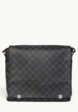 Louis Vuitton District1  - превью