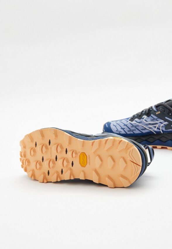 Кроссовки Mizuno