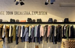 Orchestra explosion. Grunge John Orchestra магазин. Авиапарк магазины одежды. Гранж магазин. Магазин гранж одежды.