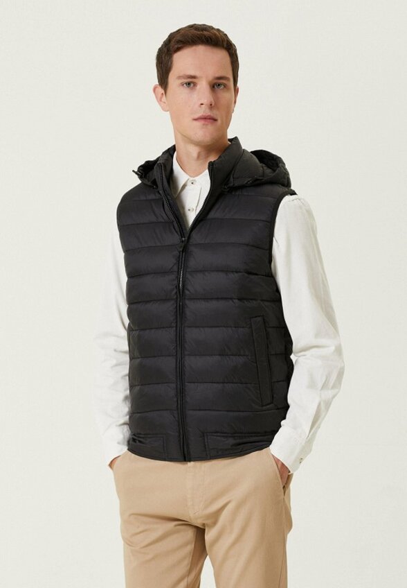 Жилет утепленный Club