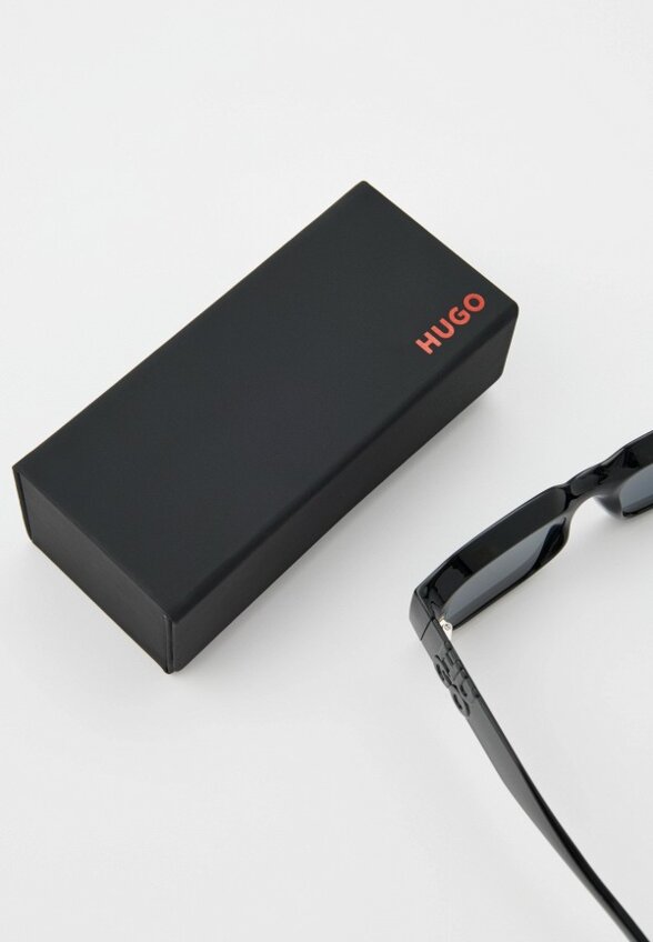 Очки солнцезащитные Hugo