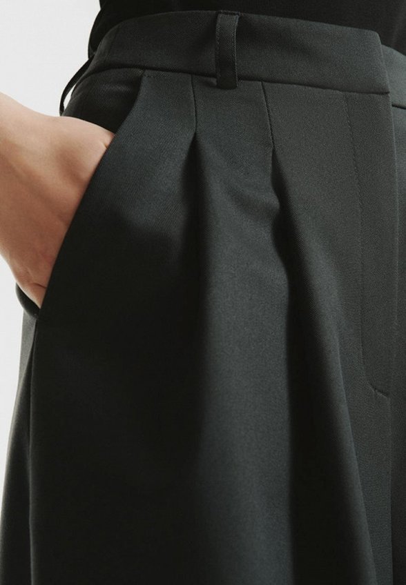 Брюки Daisyknit