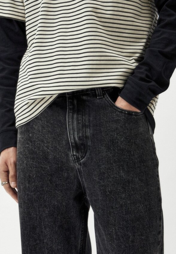 Джинсы Mademan