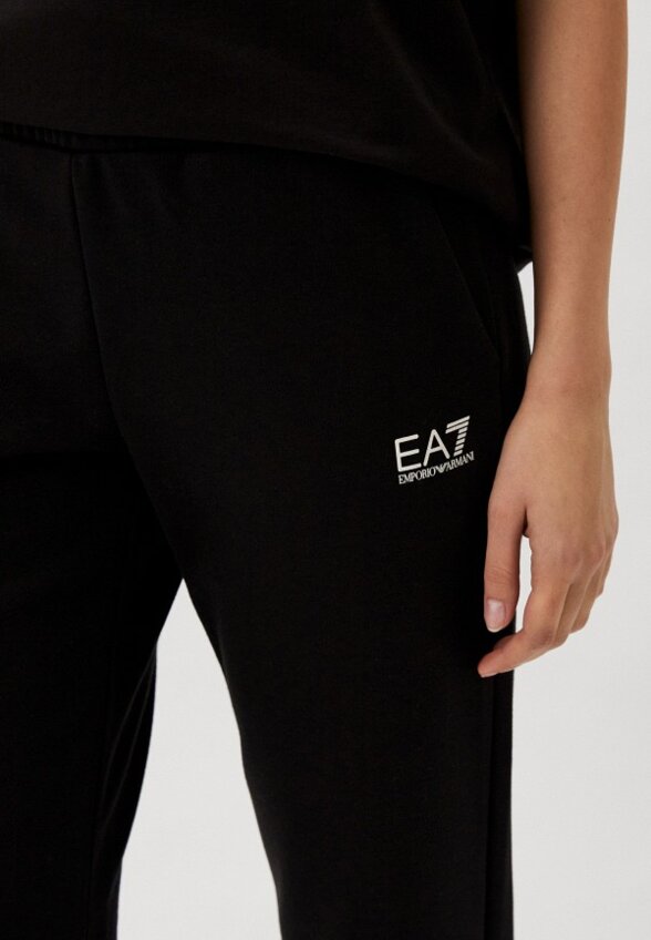 Брюки спортивные EA7