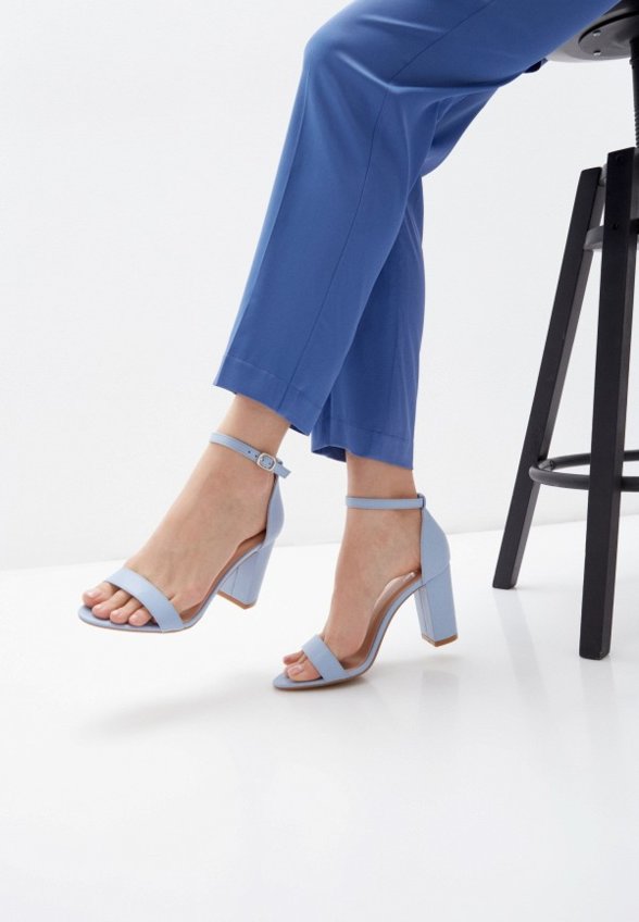 Босоножки Obba