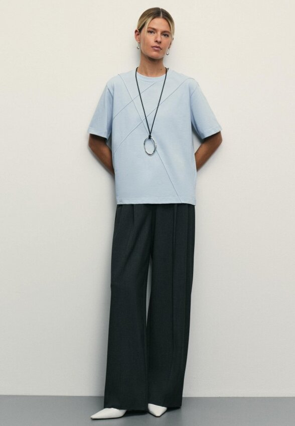 Футболка Zarina