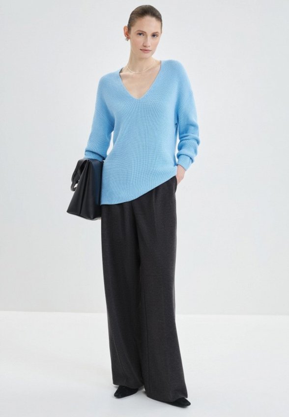 Пуловер Zarina