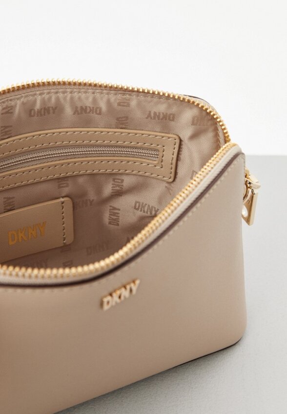 Сумка DKNY