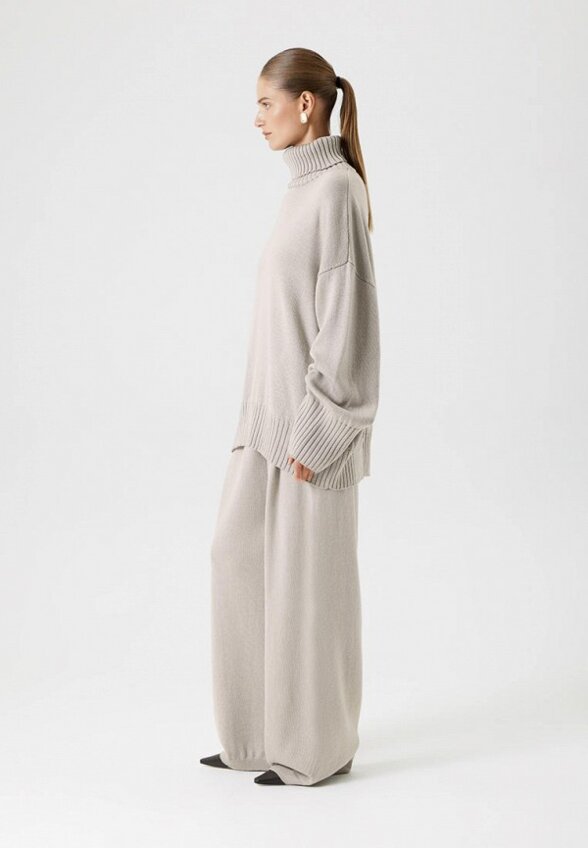 Свитер Patratskaya