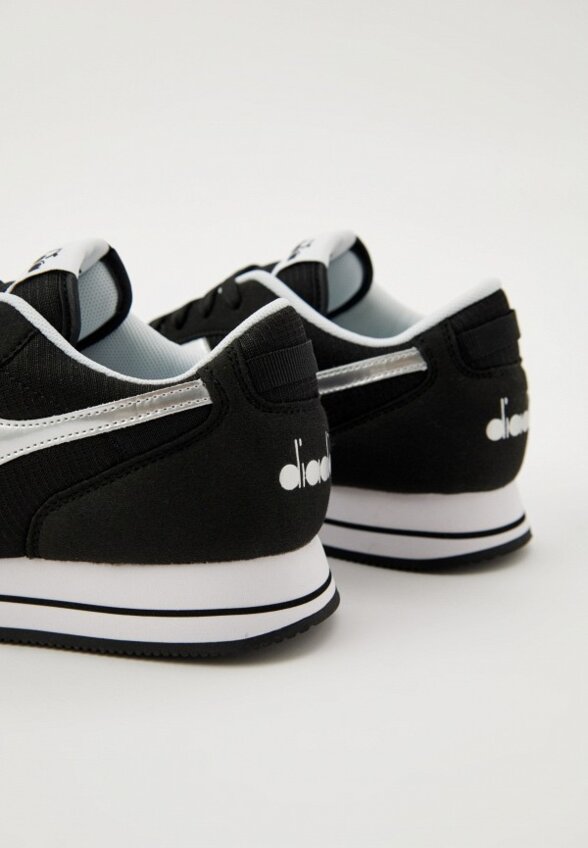 Кроссовки Diadora