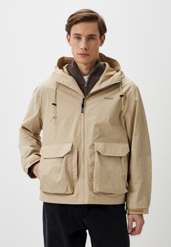 Ветровка Mustang