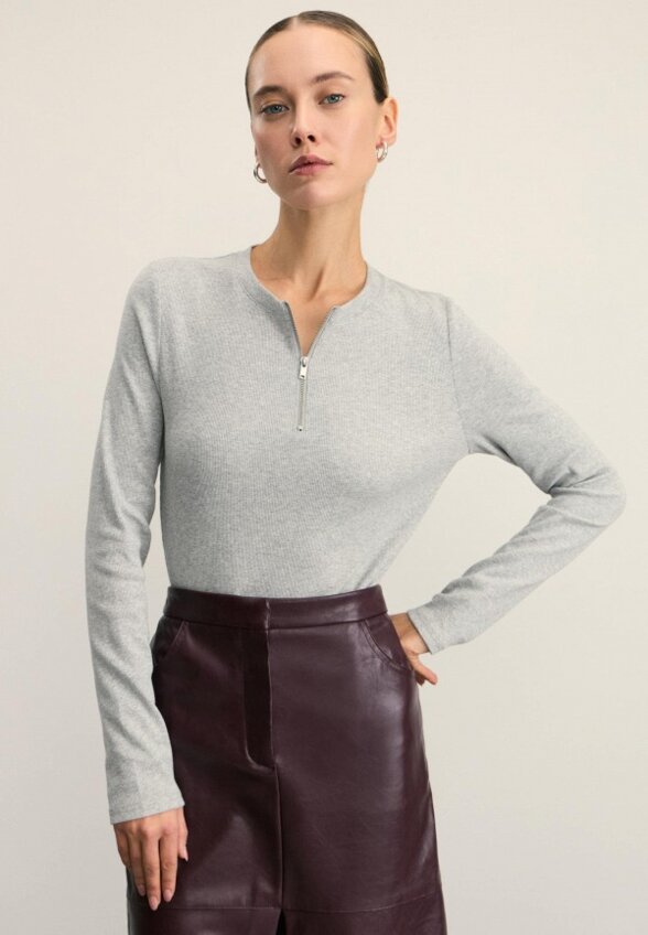 Джемпер Zarina