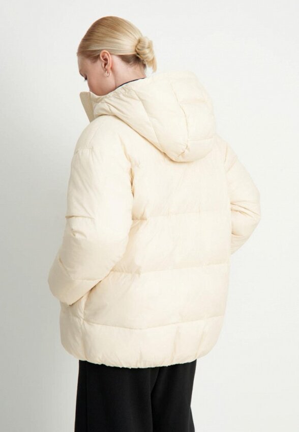 Пуховик Finn Flare