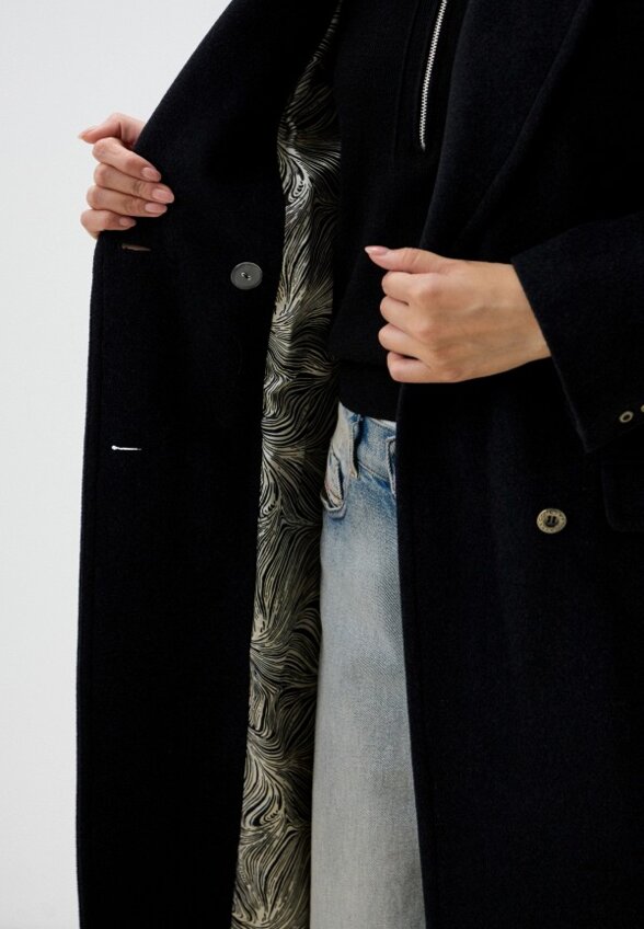 Пальто двубортное Laroom