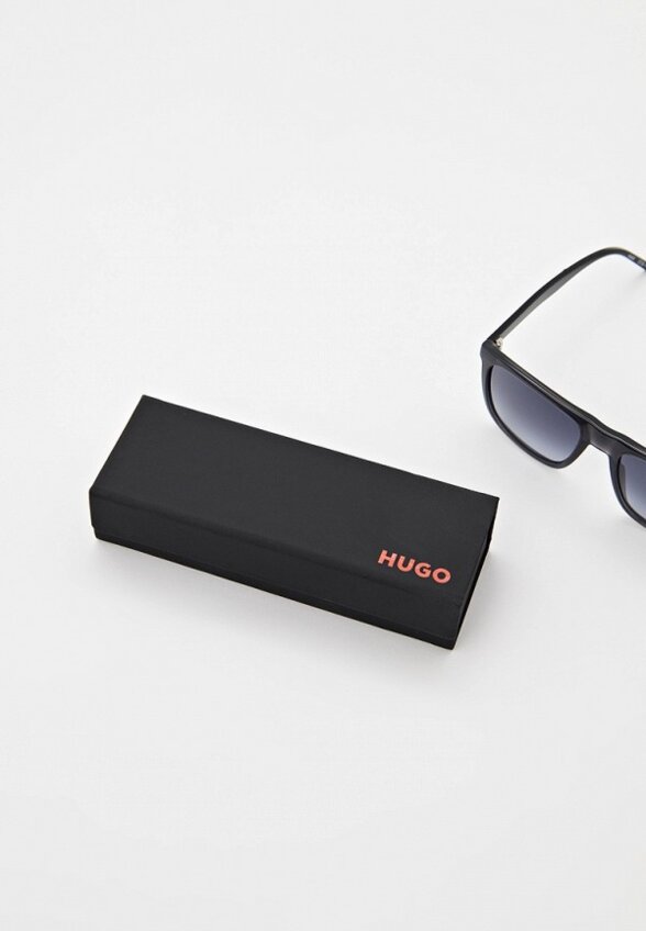 Очки солнцезащитные Hugo