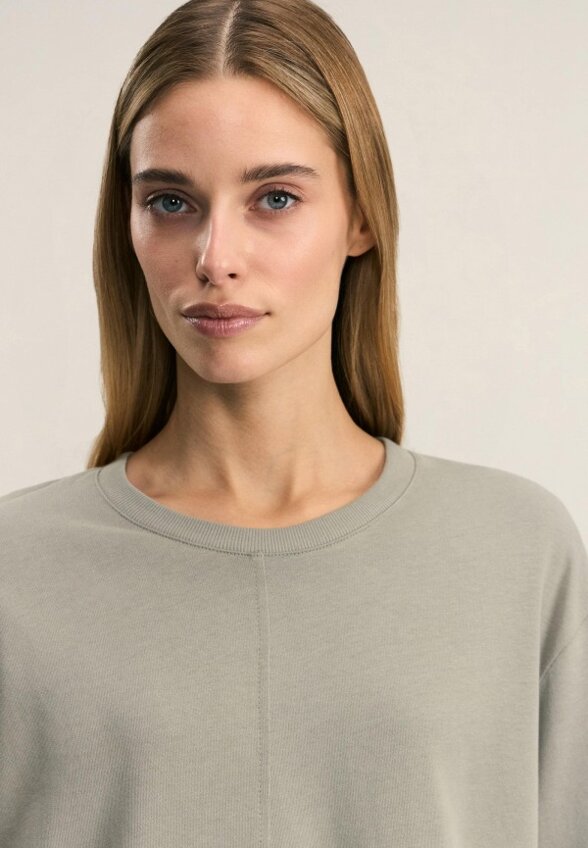 Лонгслив Zarina