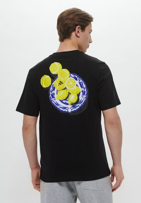 Футболка adidas