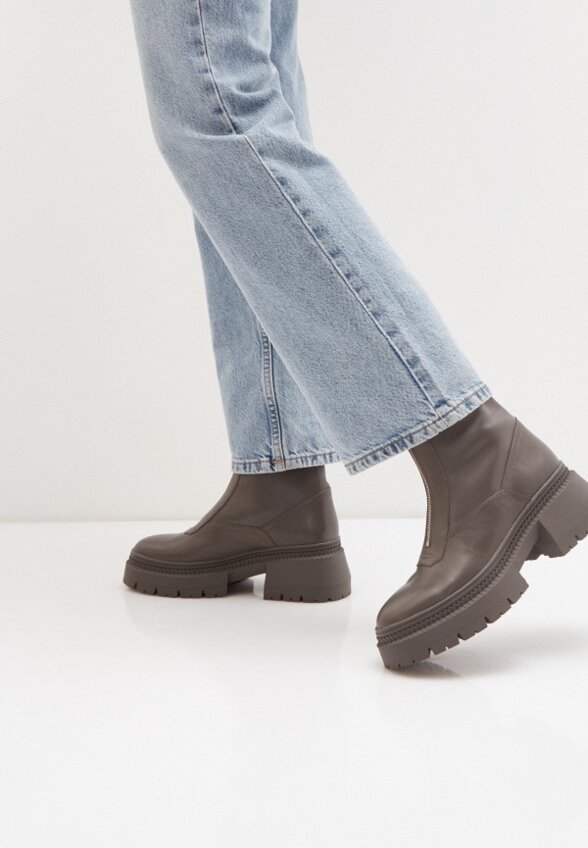 Полусапоги Basconi