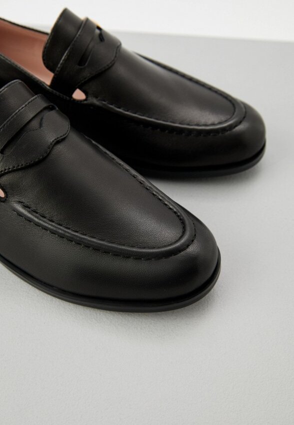 Лоферы Coccinelle