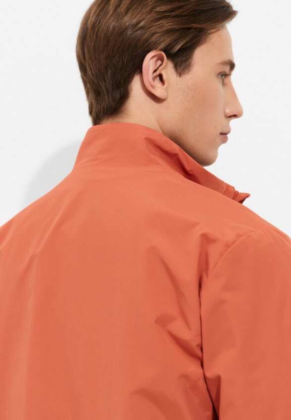 Ветровка EA7