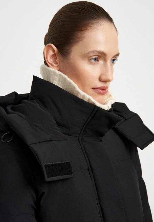 Пуховик Finn Flare