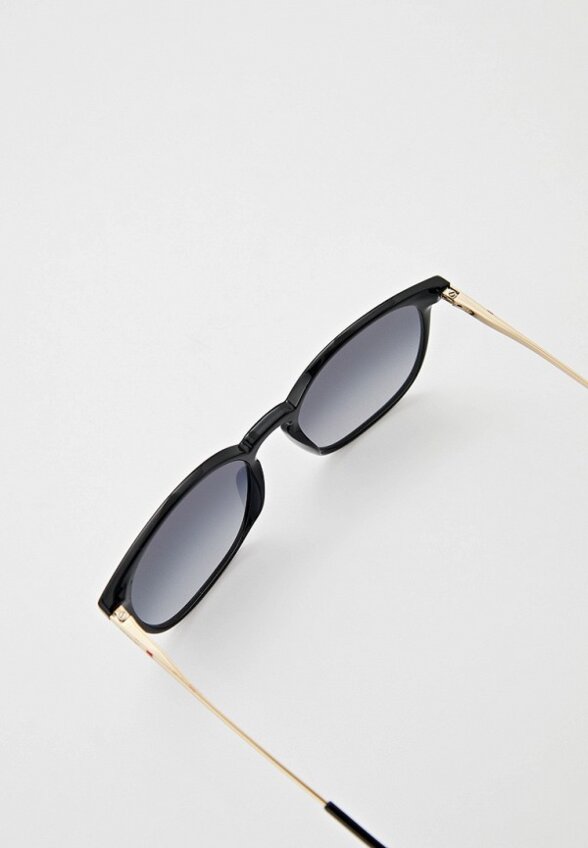 Очки солнцезащитные Hugo