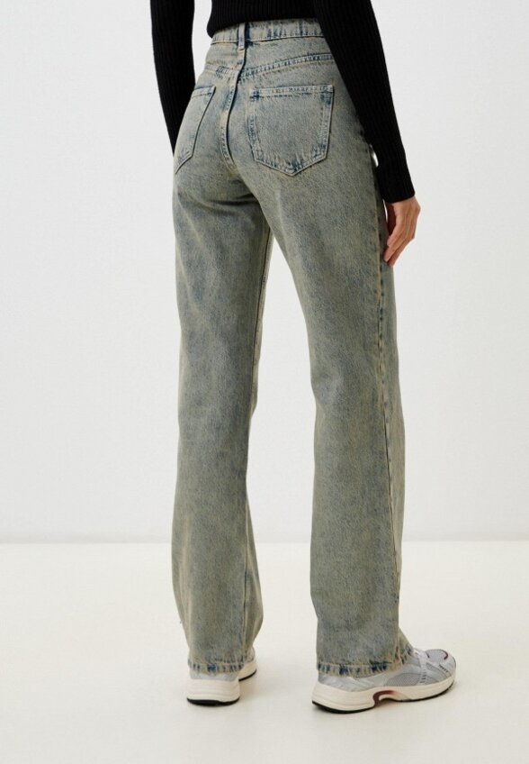 Джинсы Terranova