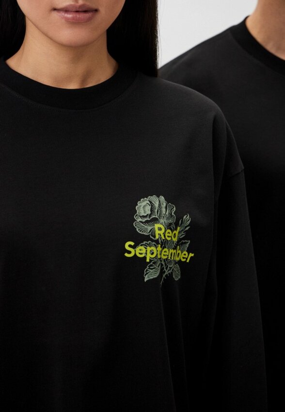 Лонгслив Red September