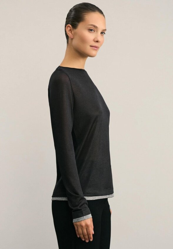 Лонгслив Zarina