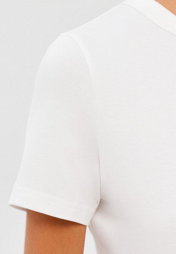 Футболка Olesa Chugunova