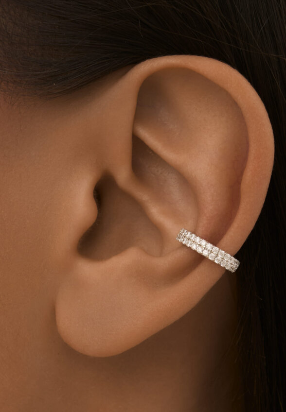 Серебряный кафф с россыпью фианитов и открывающимся механизмом MIE