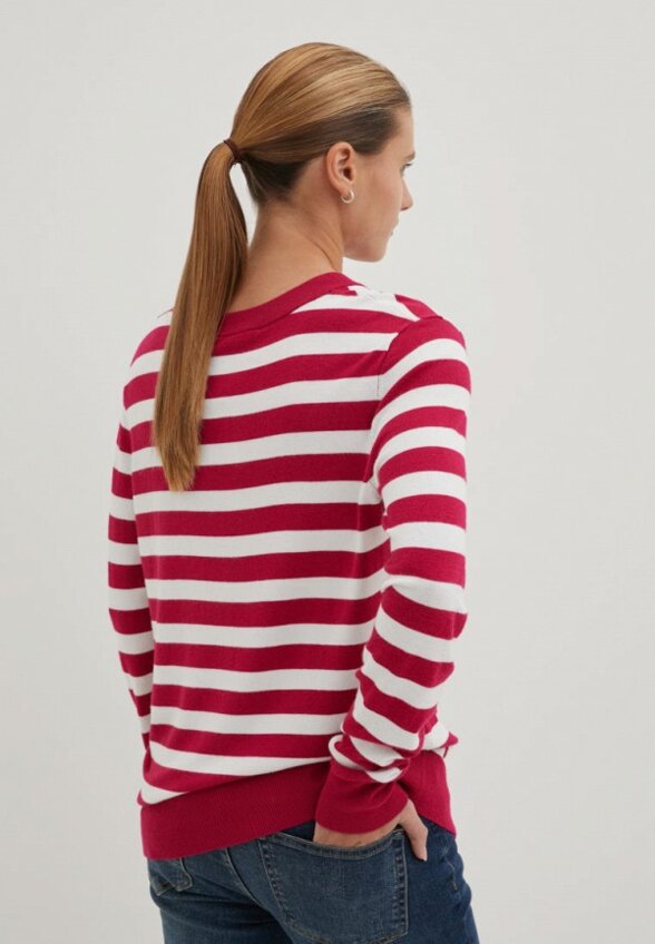 Джемпер Finn Flare