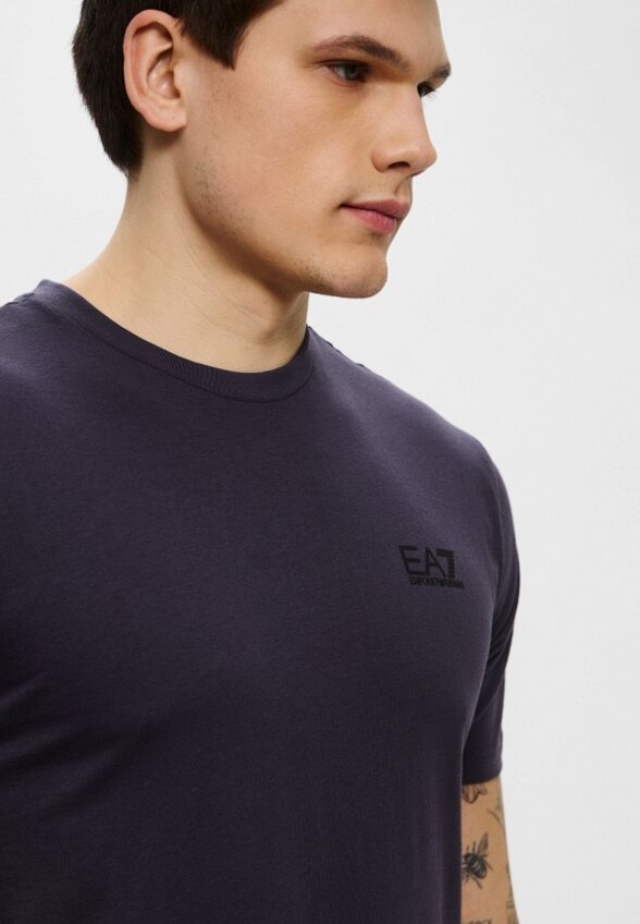 Футболка EA7